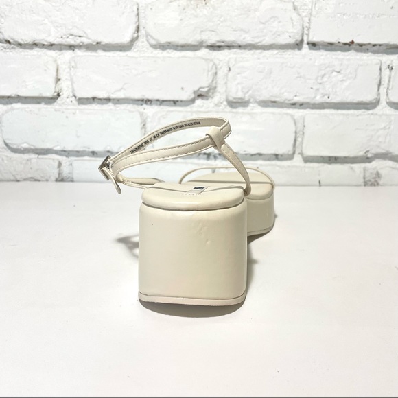 Zara NWT Cream Strappy Platform Sandals - Picture 3 of 7
